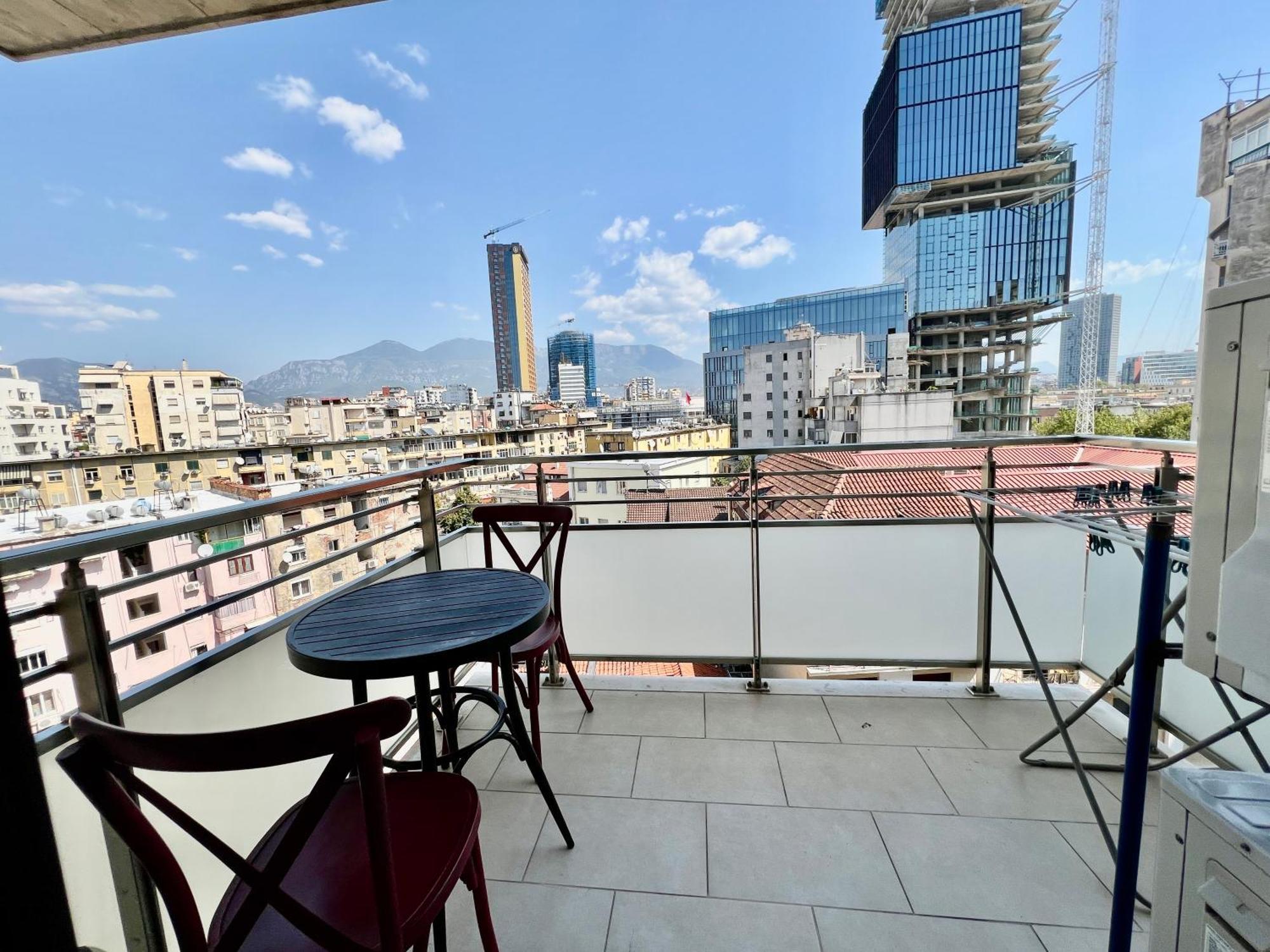 Downtown Grand Comfort Tirana Exterior photo
