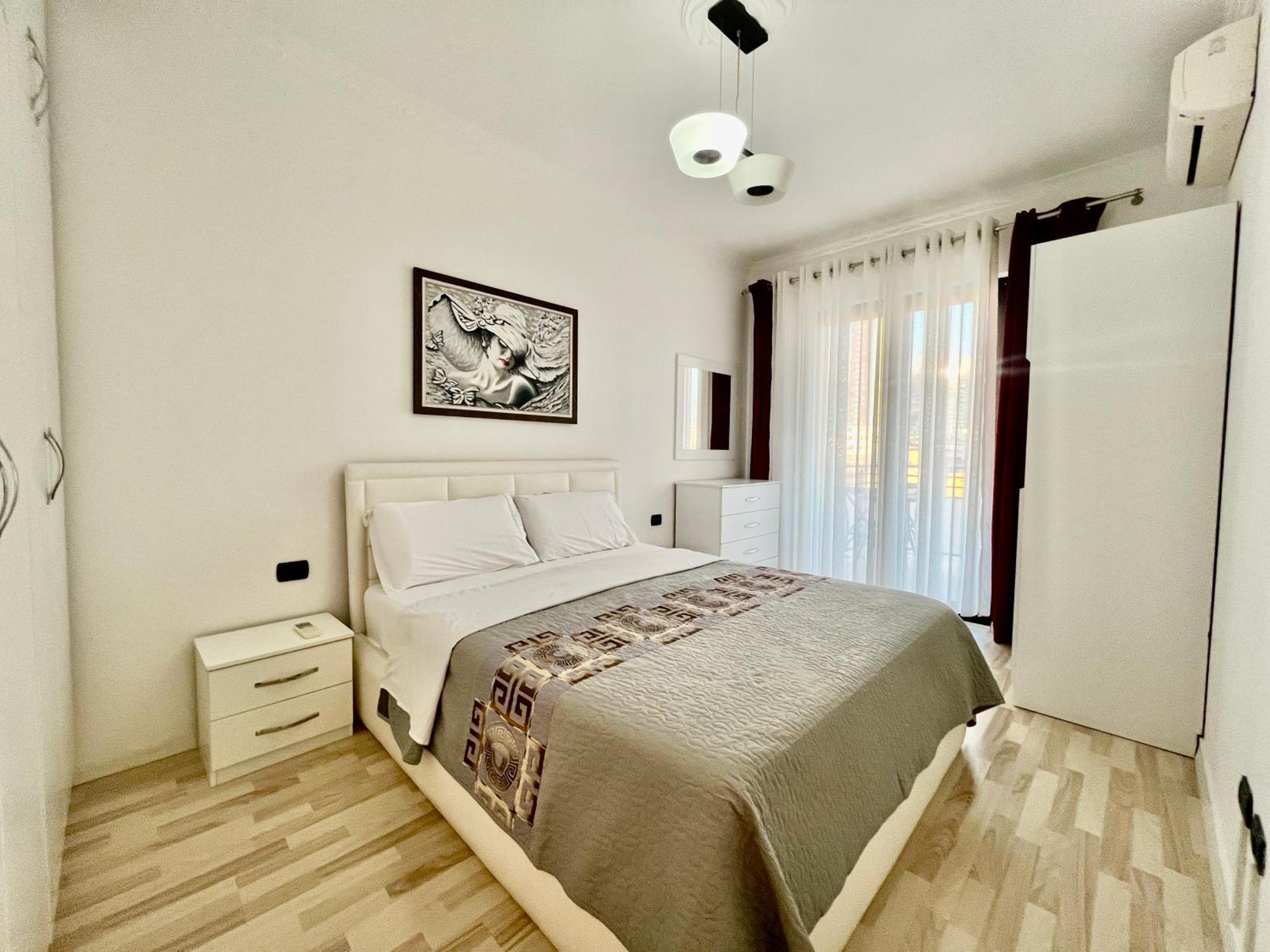 Downtown Grand Comfort Tirana Exterior photo